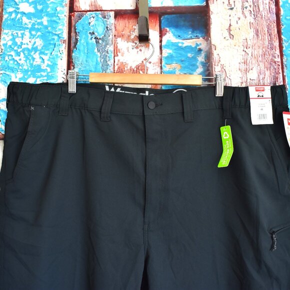 Men's Wrangler Morro Bay Performance Short 10" Inseam SIZE 48 Black NEW - Picture 2 of 10